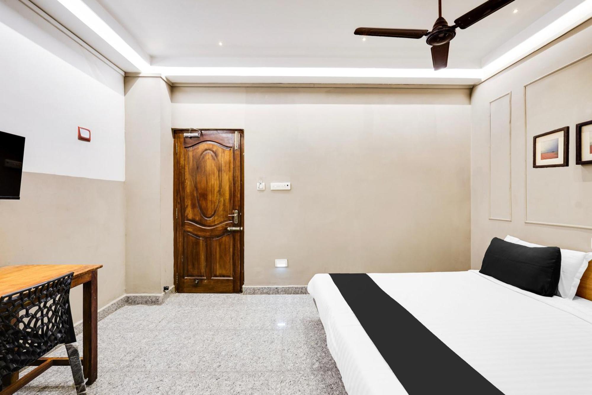 Super Hotel O White Town Formerly Seascape Residency ポンディシェリ エクステリア 写真
